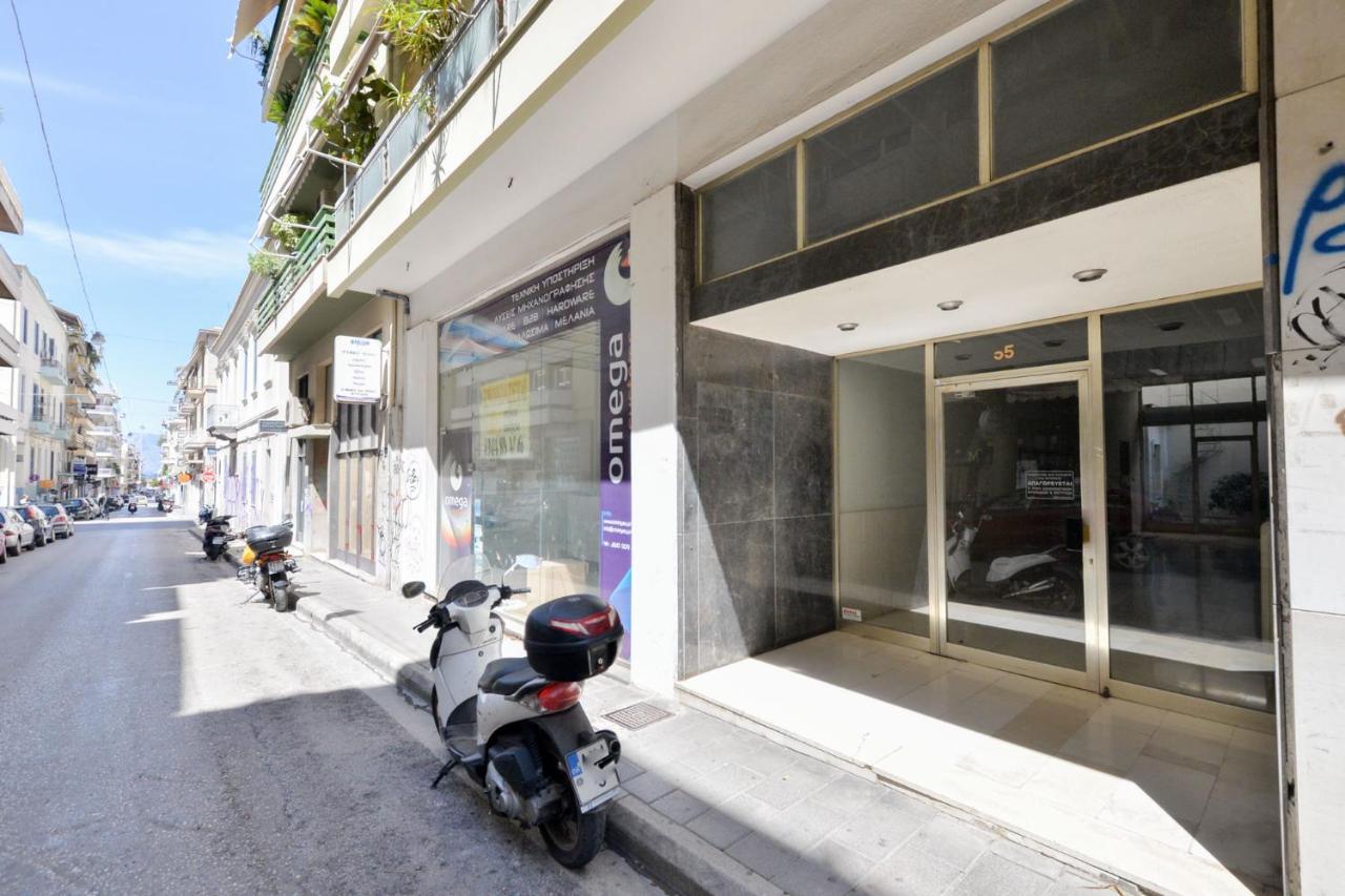 Centro Patras Apartment Екстериор снимка